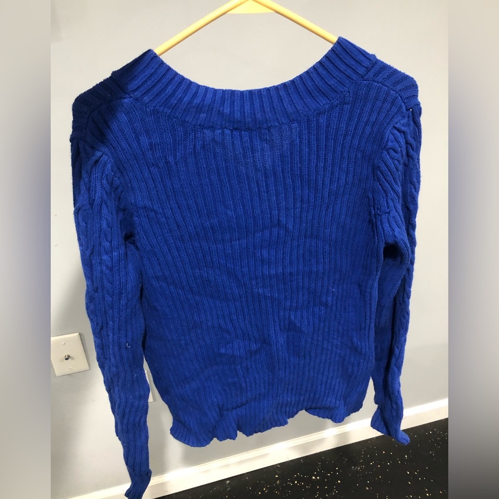 Woman Sweater✨ - Picture 2 of 3
